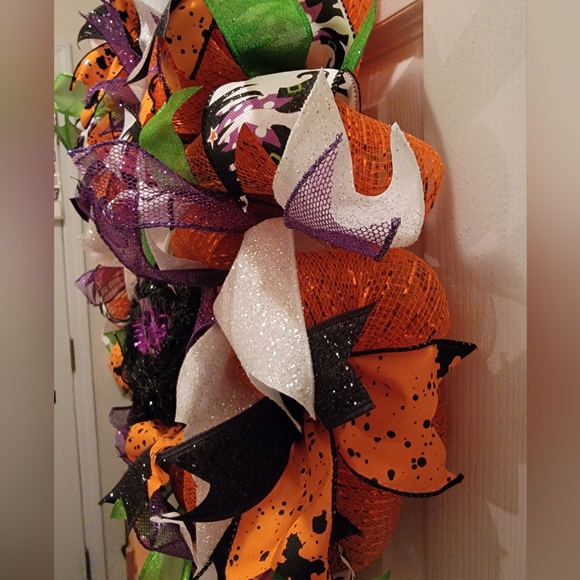 Halloween Witch Wreath | Halloween Wreath | Witch with Legs | October Wreath - Picture 11 of 11